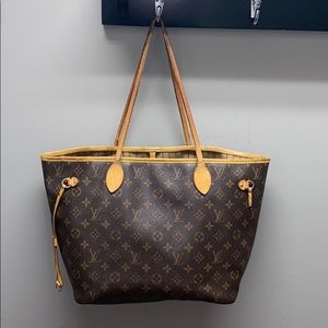Louis Vuitton Neverfull MM